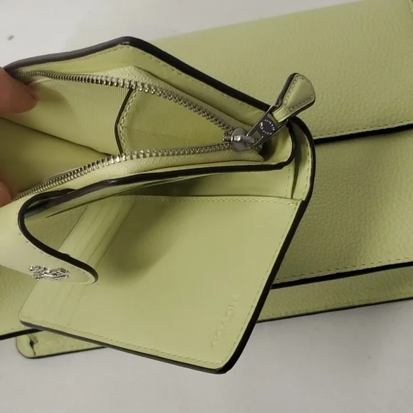 Coach C9971 Turner Flap Pebble Leather + C0082 Medium Corner Zip Wallet Lime